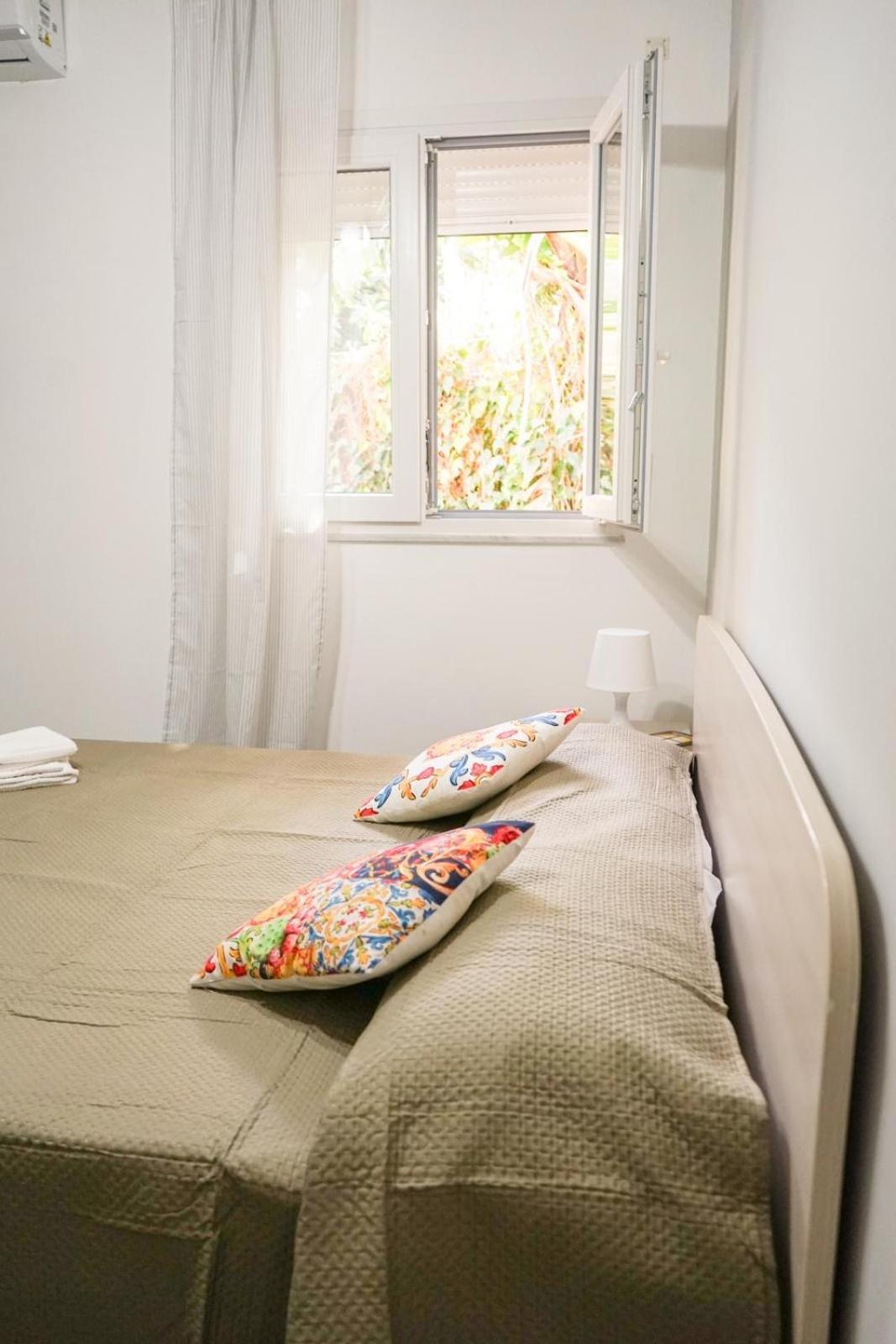 Rael Apartment Cefalu